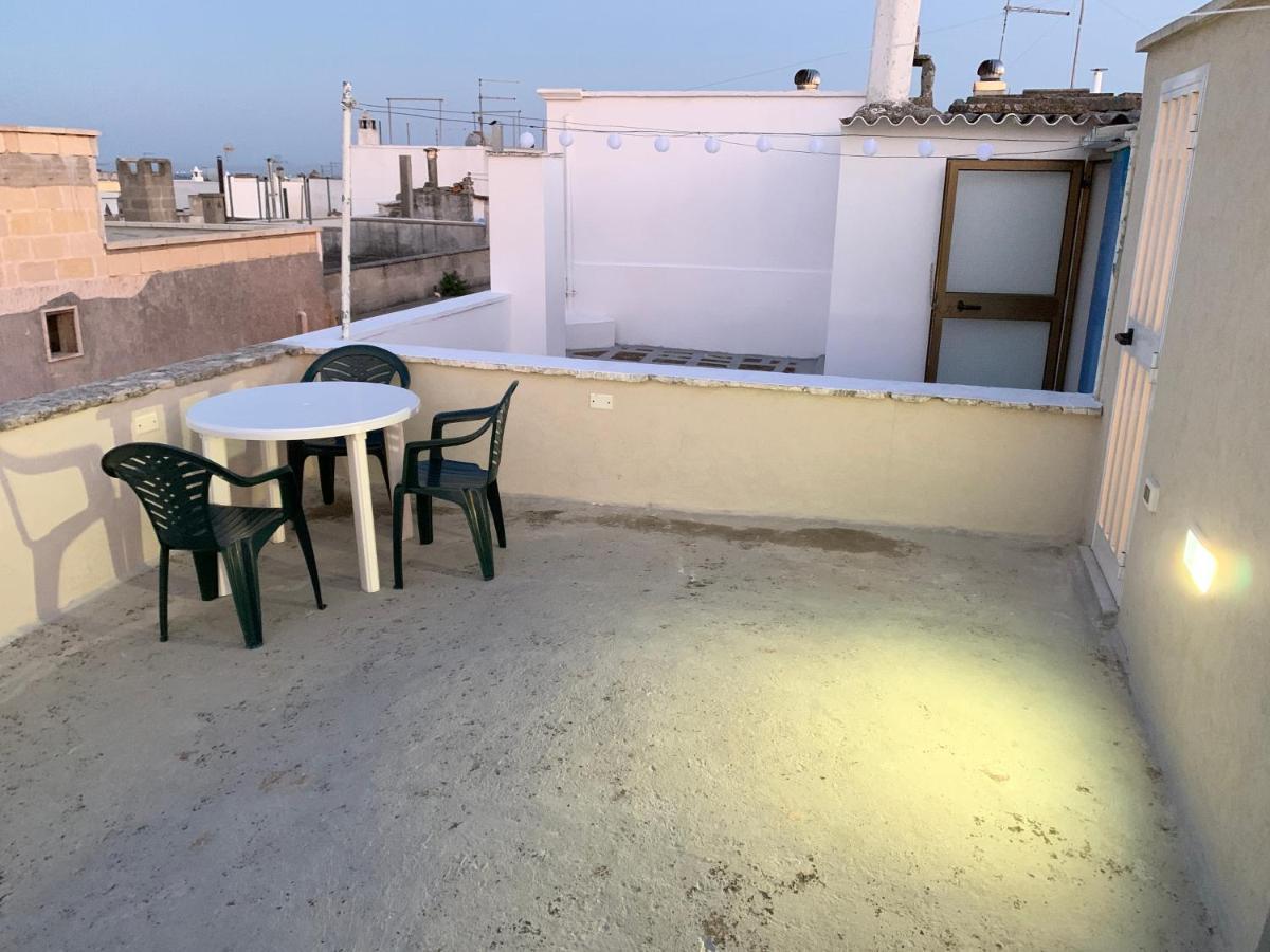 Dimora D'Errico - Monolocale Nel Centro Storico Διαμέρισμα Carovigno Εξωτερικό φωτογραφία
