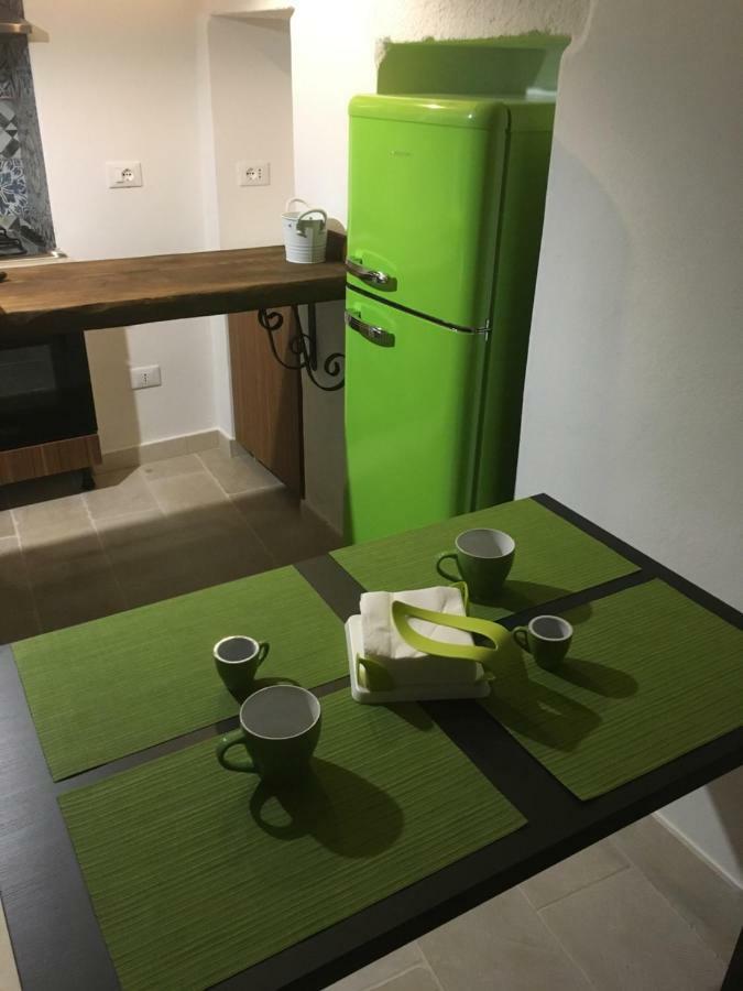 Dimora D'Errico - Monolocale Nel Centro Storico Διαμέρισμα Carovigno Εξωτερικό φωτογραφία